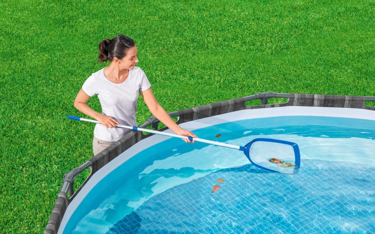 5 consejos para mantener el agua de la piscina limpia - Aguas San Pedro